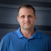 Headshot_Chris Stover 1x1